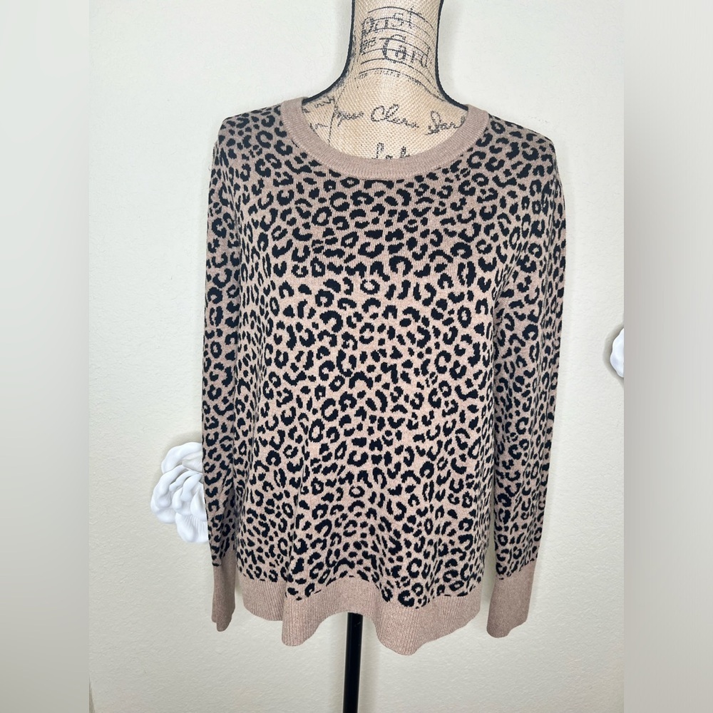 A New Day Tan & Black Leopard Animal Print Sweater Size Extra Extra Large - Picture 3 of 15